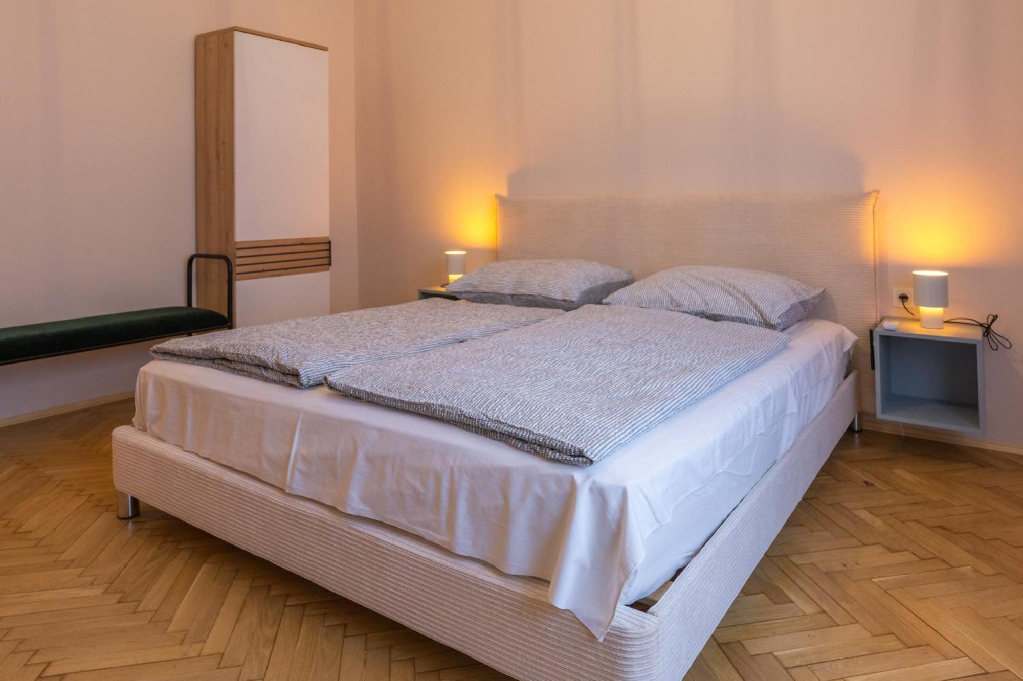 D6 Apartments Siófok Kültér fotó